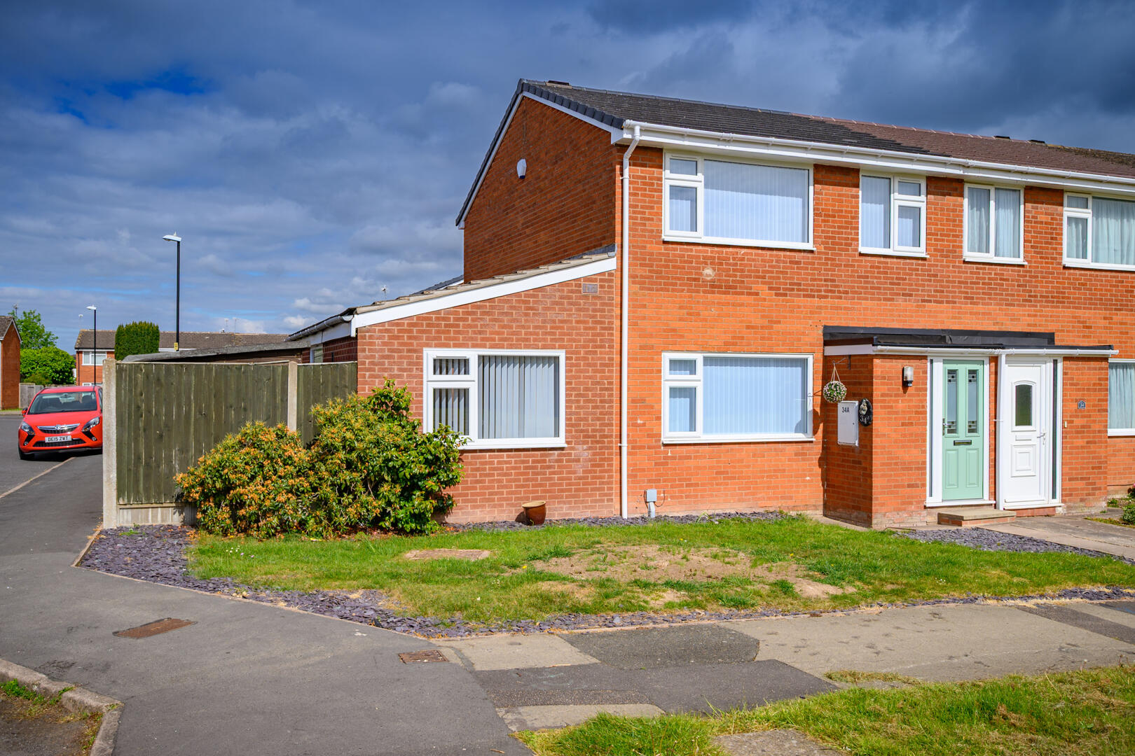 John Mcguire Crescent, Binley, CV3 – Fully Renovated